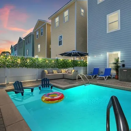 A Shore Bett-Romantic Pool Beckons With Whispers Of Sea Salt And Starlight Villa